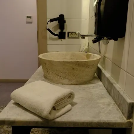 Limnades Hotel İznik