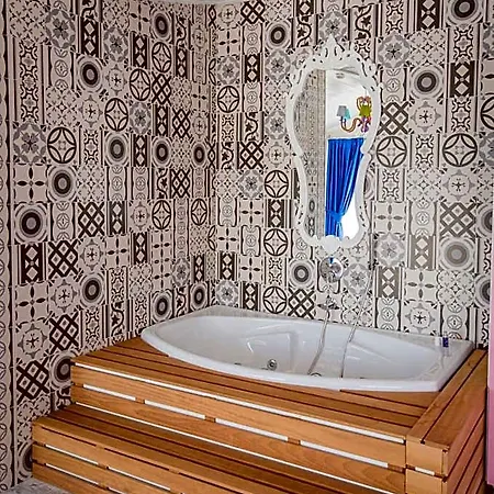 Limnades Hotel