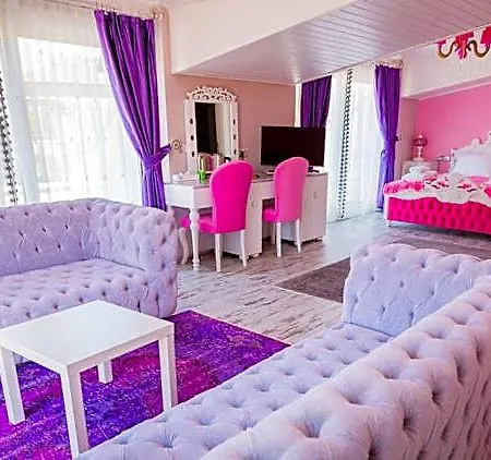 Limnades Hotel