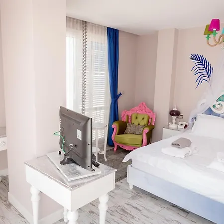 Limnades Hotel İznik