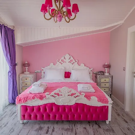 Limnades Otel İznik