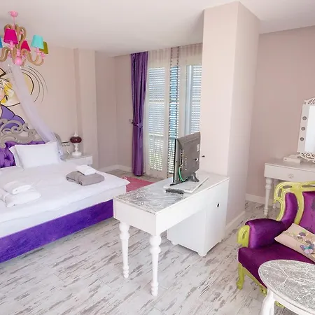 Otel Limnades İznik