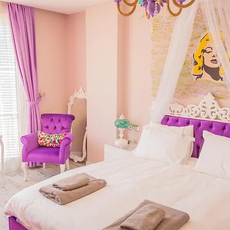 Limnades Otel İznik