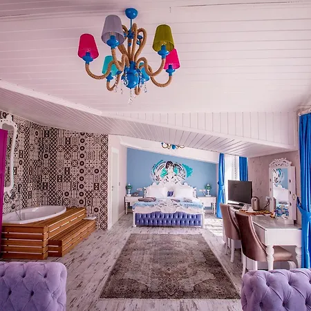 Limnades Otel
