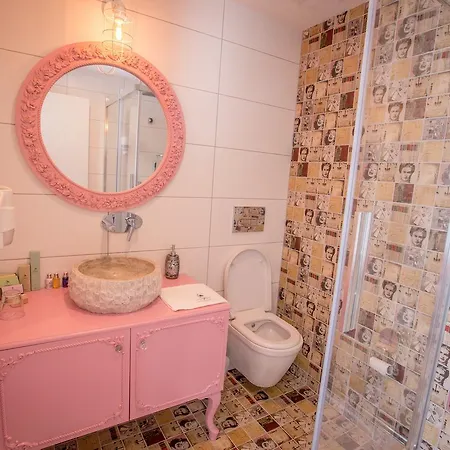 Limnades Hotel İznik