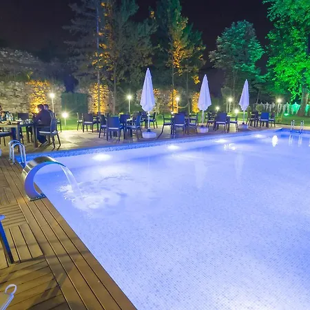 Otel Limnades İznik
