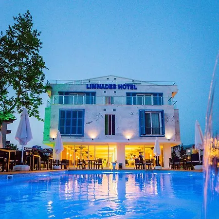 Hotel Limnades *