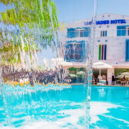 Hotel Limnades