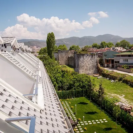 Limnades Hotel